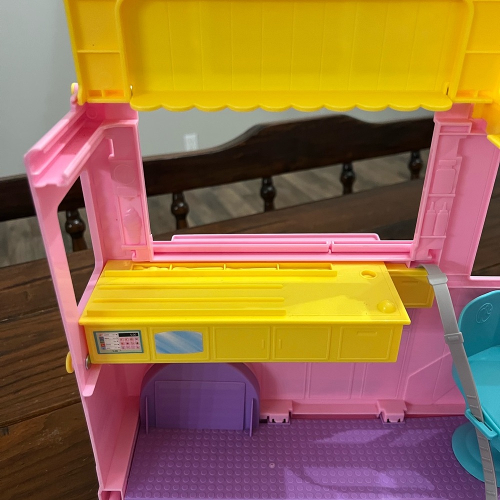 Barbie 2020 Lemonade Truck Playset Kids Toy EUC - Picture 8 of 11